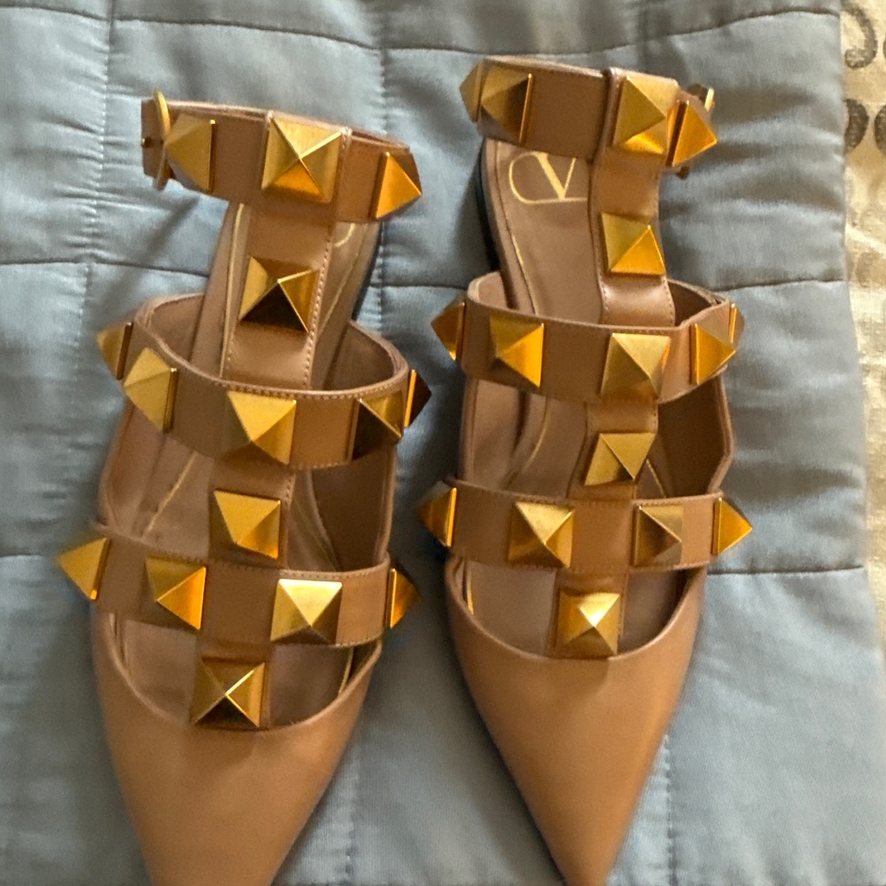 Valentino Rockstud Flats